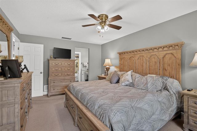3217 SANDLEHEATH 45, Sarasota, FL 34235