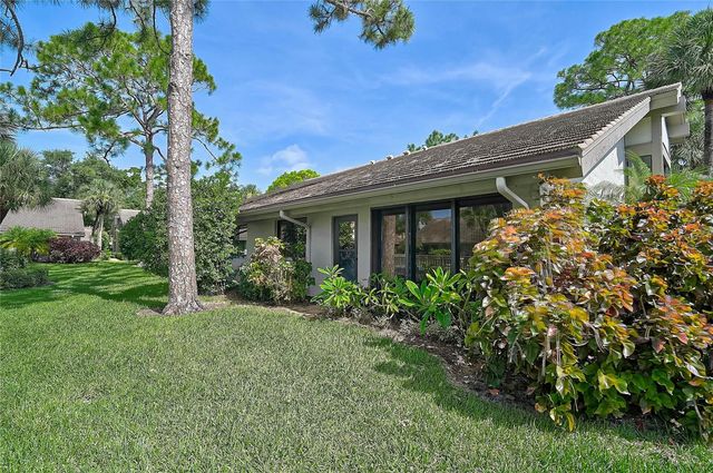 3217 SANDLEHEATH 45, Sarasota, FL 34235