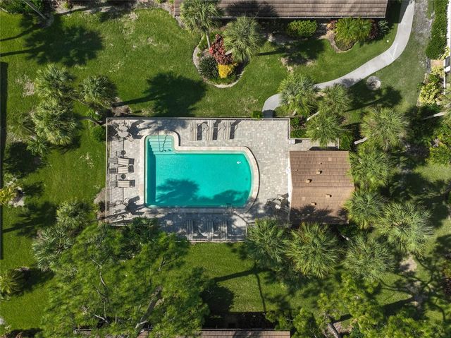3217 SANDLEHEATH 45, Sarasota, FL 34235