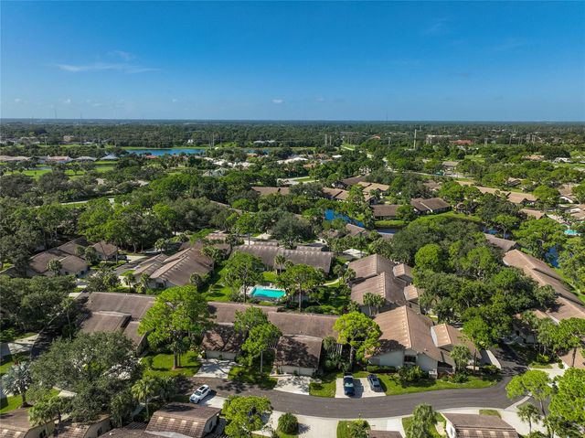3217 SANDLEHEATH 45, Sarasota, FL 34235