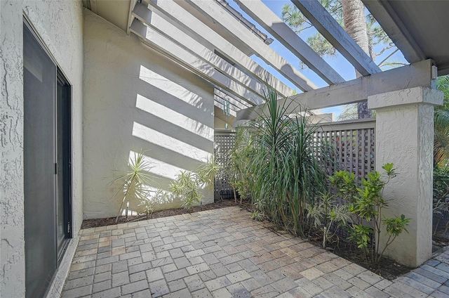 3217 SANDLEHEATH 45, Sarasota, FL 34235