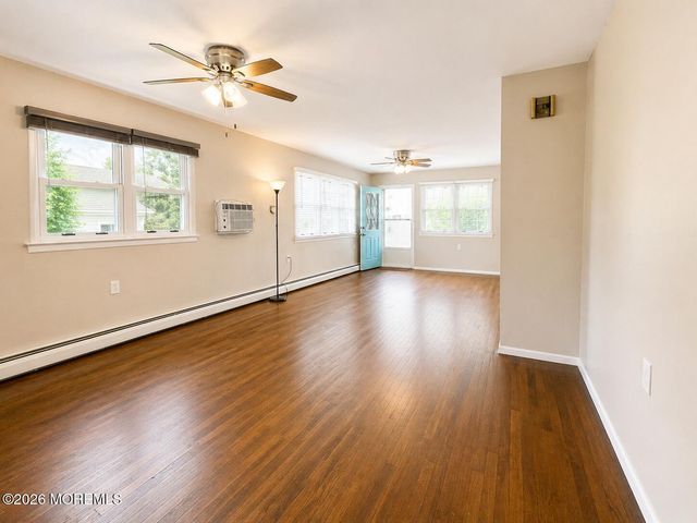 1821 Hovsons Boulevard, Toms River, NJ 08753