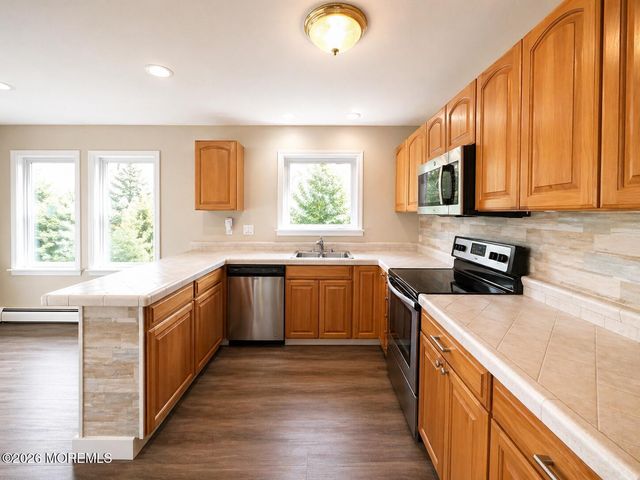 1821 Hovsons Boulevard, Toms River, NJ 08753