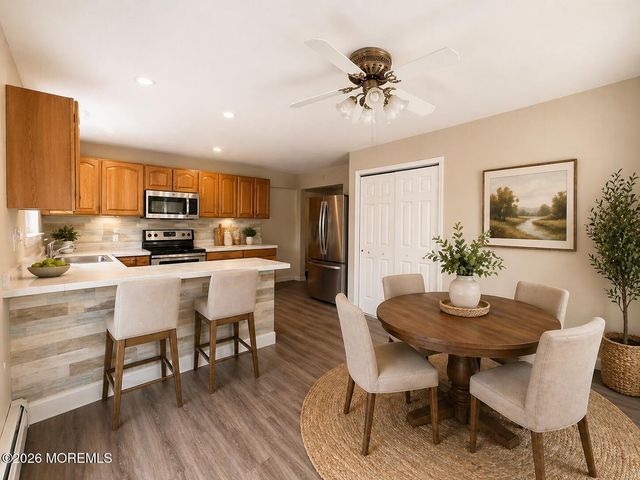 1821 Hovsons Boulevard, Toms River, NJ 08753