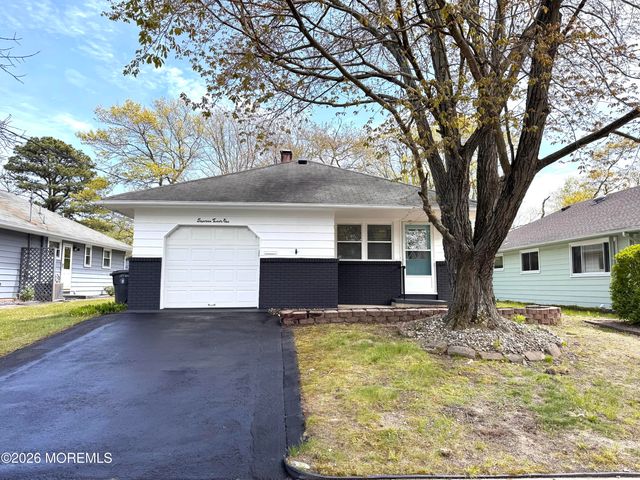 1821 Hovsons Boulevard, Toms River, NJ 08753