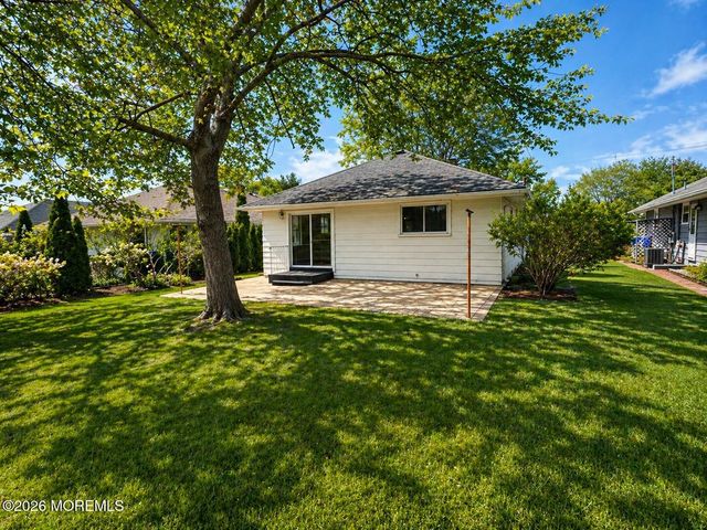 1821 Hovsons Boulevard, Toms River, NJ 08753