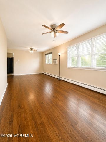 1821 Hovsons Boulevard, Toms River, NJ 08753