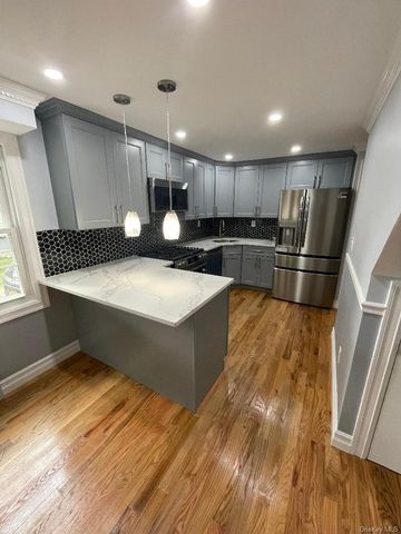 839 Clarence Avenue, Bronx, NY 10465