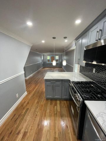 839 Clarence Avenue, Bronx, NY 10465