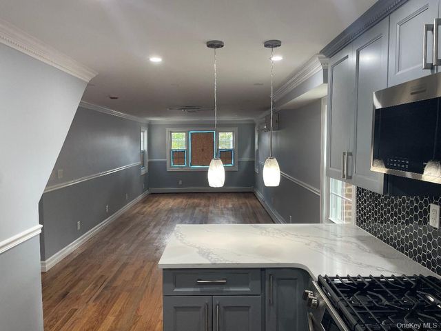 839 Clarence Avenue, Bronx, NY 10465