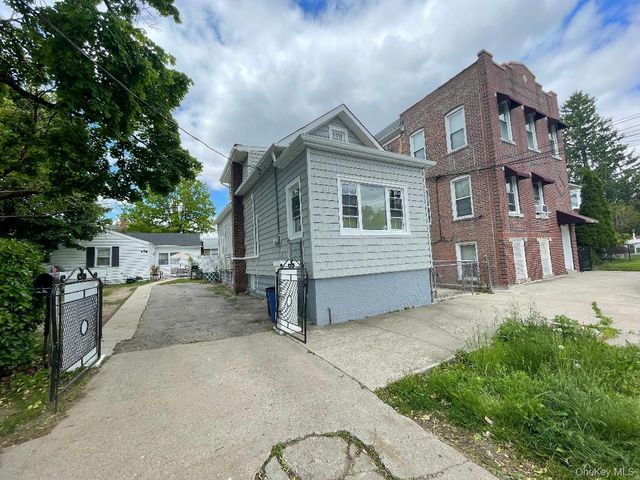 839 Clarence Avenue, Bronx, NY 10465