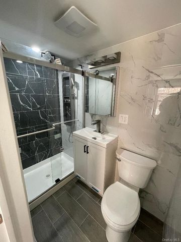 839 Clarence Avenue, Bronx, NY 10465