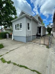 839 Clarence Avenue, Bronx, NY 10465