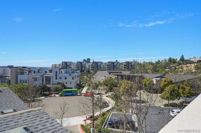 2814 Avella Cir, San Diego, CA 92108