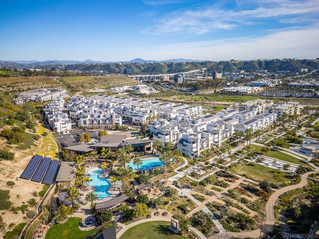 2814 Avella Cir, San Diego, CA 92108