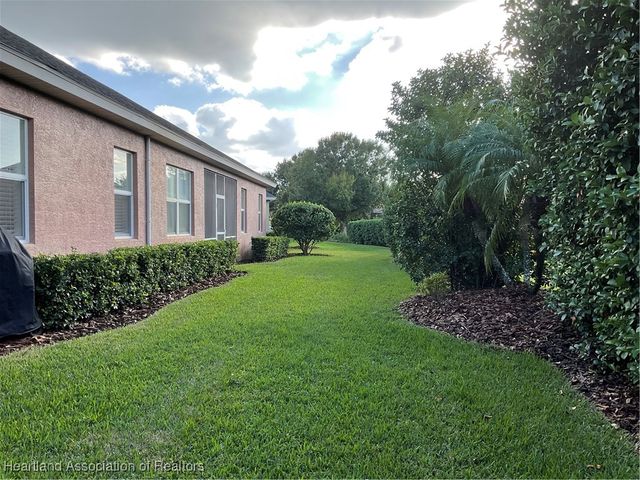 3037 Royal Oaks Court, Sebring, FL 33875