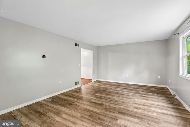 4317 WINTHROP DR, Harrisburg, PA 17112
