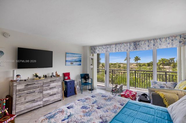 4280 Galt Ocean Drive 3B, Fort Lauderdale, FL 33308