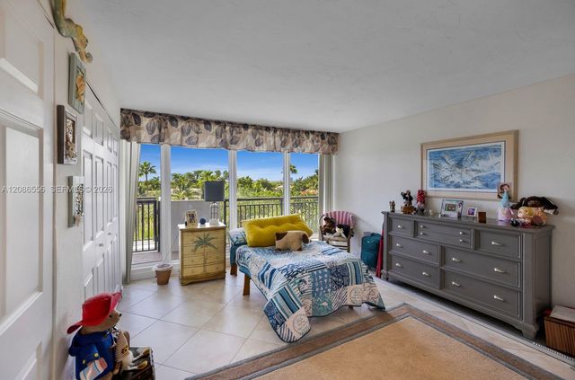 4280 Galt Ocean Drive 3B, Fort Lauderdale, FL 33308