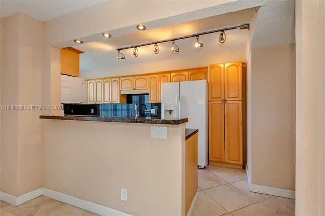 4280 Galt Ocean Drive 3B, Fort Lauderdale, FL 33308