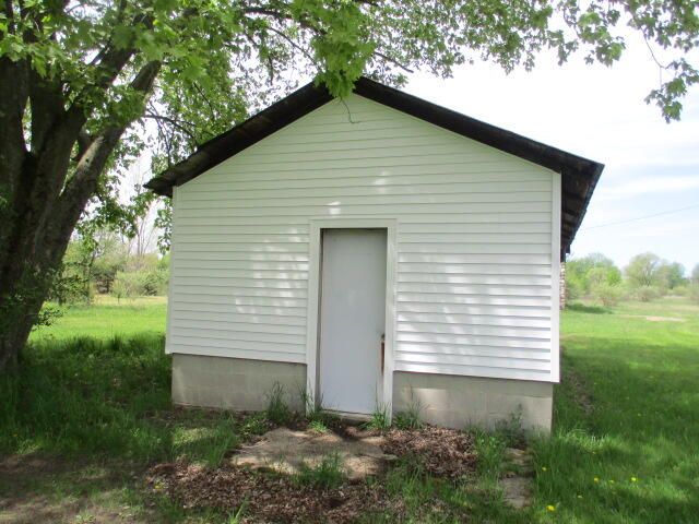755 E Fountain Road, Free Soil, MI 49411