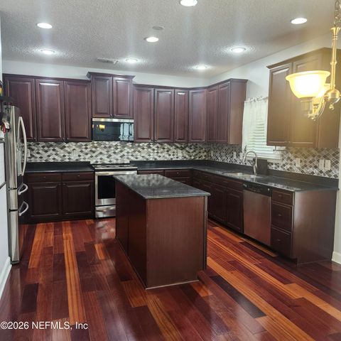 201 EDGEFORD Court, St. Johns, FL 32259