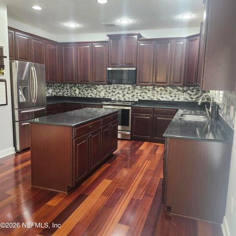 201 EDGEFORD Court, St. Johns, FL 32259
