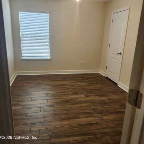 201 EDGEFORD Court, St. Johns, FL 32259