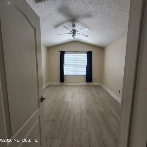 201 EDGEFORD Court, St. Johns, FL 32259