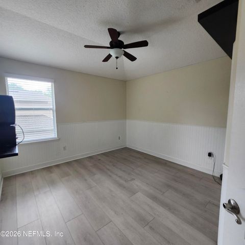201 EDGEFORD Court, St. Johns, FL 32259