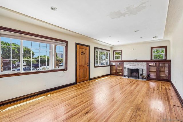 3378 N Mountain View Dr, San Diego, CA 92116
