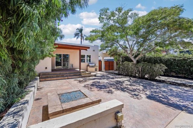 3378 N Mountain View Dr, San Diego, CA 92116