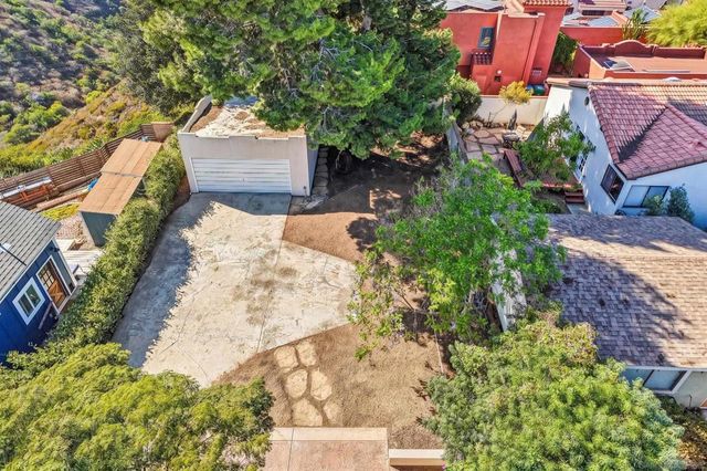 3378 N Mountain View Dr, San Diego, CA 92116