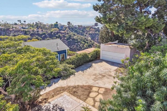 3378 N Mountain View Dr, San Diego, CA 92116
