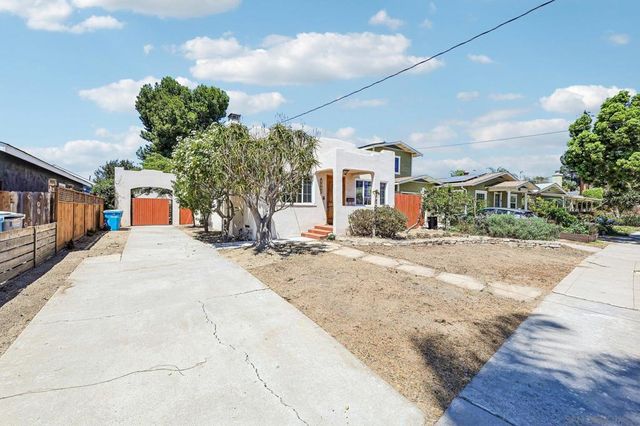 3378 N Mountain View Dr, San Diego, CA 92116