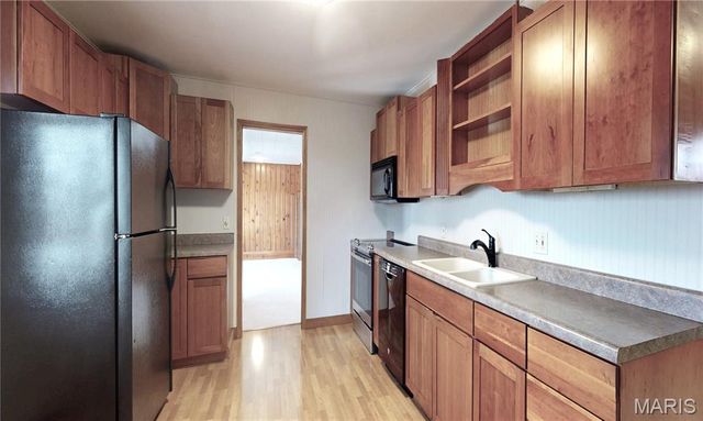 34 James Drive, St Charles, MO 63301