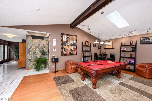 21327 Oak Bark Trail, Strongsville, OH 44149