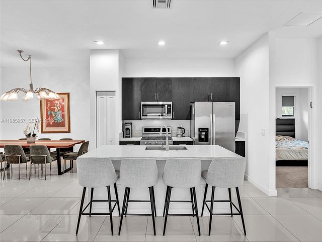 4936 Whispering Way 4936, Dania Beach, FL 33312