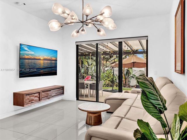 4936 Whispering Way 4936, Dania Beach, FL 33312