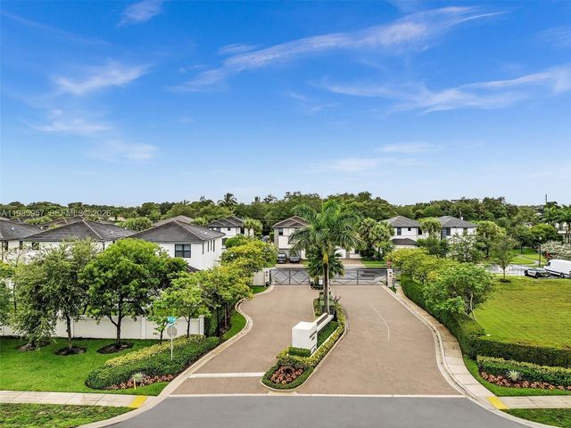 4936 Whispering Way 4936, Dania Beach, FL 33312