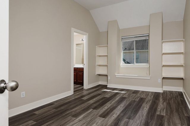 6327 Spring Creek Oaks Drive, Spring, TX 77379