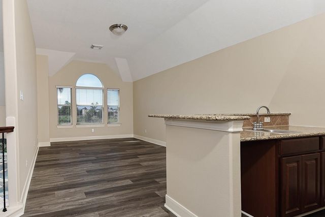 6327 Spring Creek Oaks Drive, Spring, TX 77379