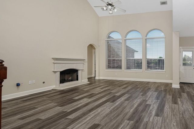 6327 Spring Creek Oaks Drive, Spring, TX 77379