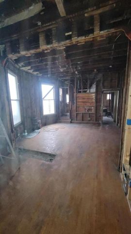3031 W St Paul AVENUE, Milwaukee, WI 53208