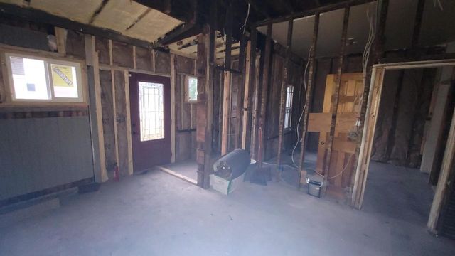 3031 W St Paul AVENUE, Milwaukee, WI 53208