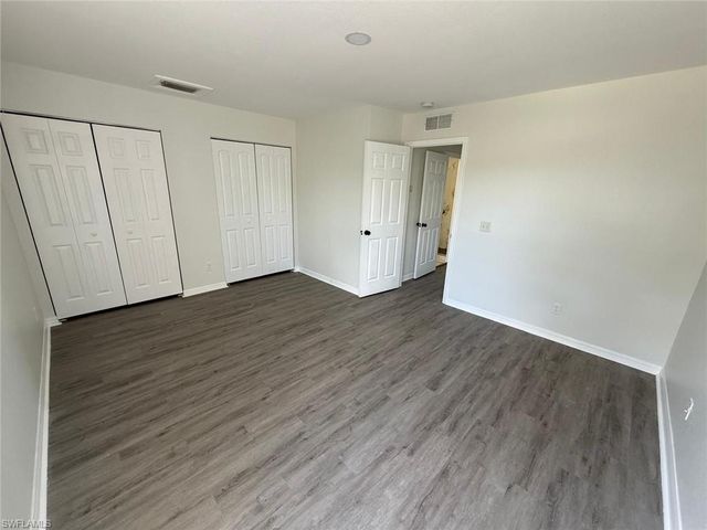 5248 Confederate DR, Naples, FL 34113