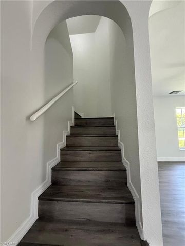 5248 Confederate DR, Naples, FL 34113