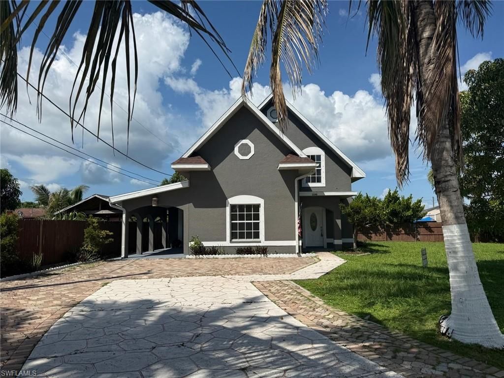 5248 Confederate DR, Naples, FL 34113