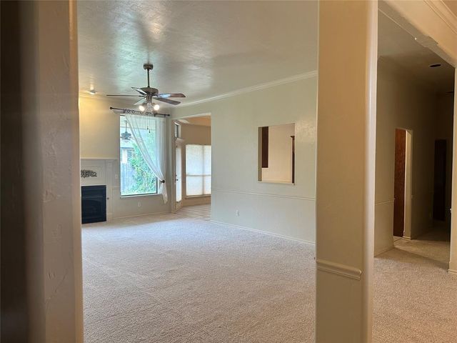 8809 NW 116th Terrace, Oklahoma City, OK 73162