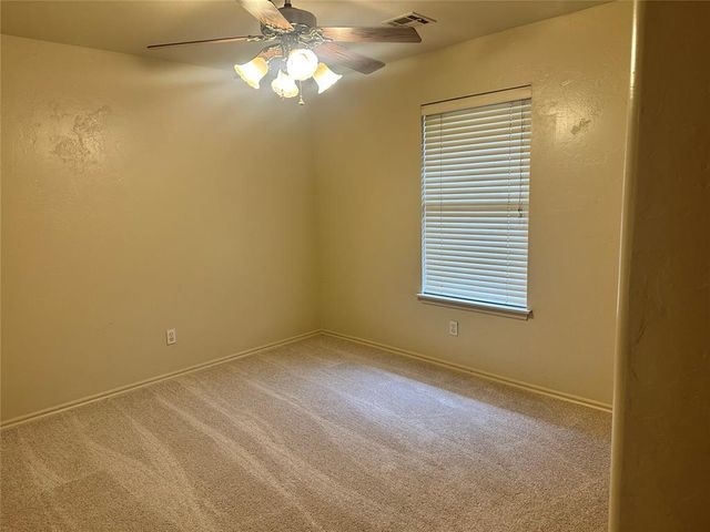 8809 NW 116th Terrace, Oklahoma City, OK 73162